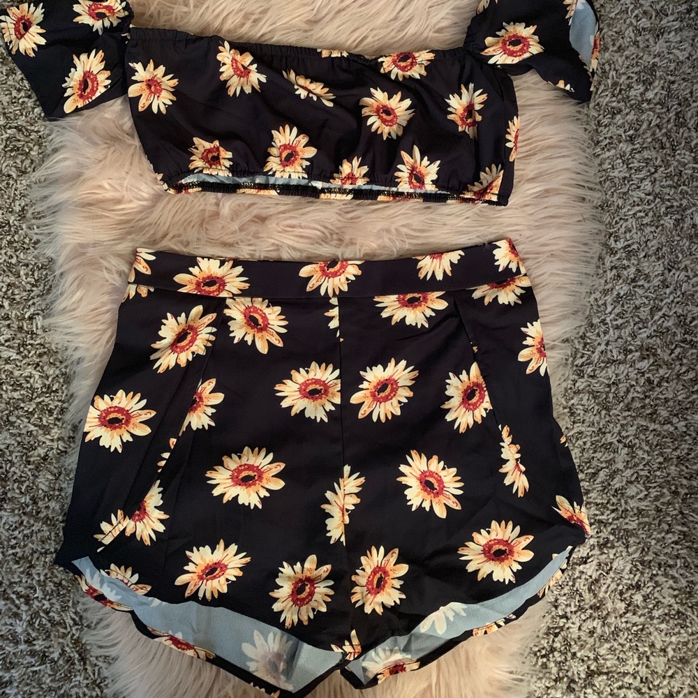 🗣DONATED - Picture 2 of 2